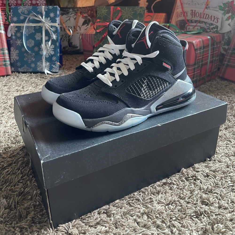 Jordan Mars 270 Metallic (GS)